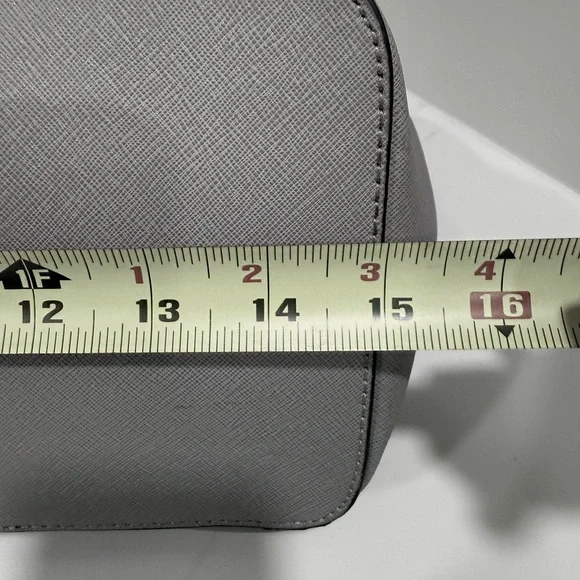 Michael Kors Jet Set Travel Large Tote Bag with laptop separator Gray EUC! - Picture 10 of 16